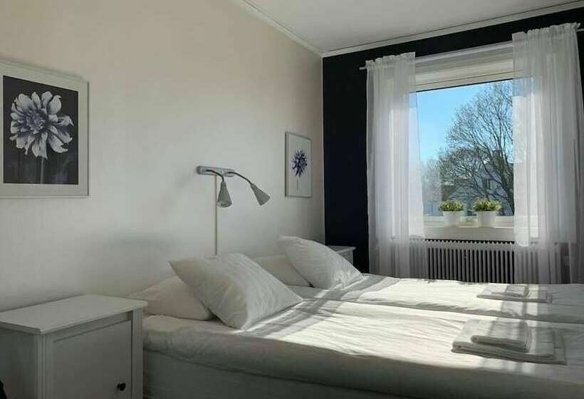 اتاق پایه با سرویس بهداشتی مشترک, Gamla Bryggeriets B&b