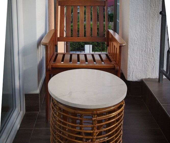 اتاق استاندارد با بالکن, Apartments And Rooms Degra