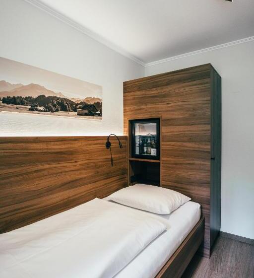 اتاق اکونومی یک تخته, Boutique Hotel Bayerischer Hof