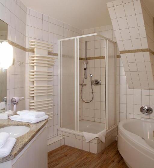 اتاق استاندارد, Im Haus Zur Hanse