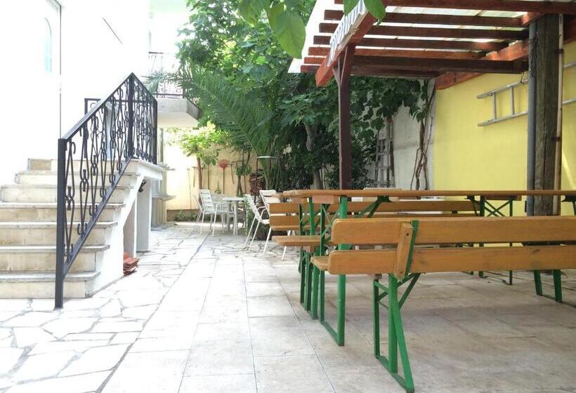 اتاق سوپریور با چشم‌انداز دریا, Pansion Begic