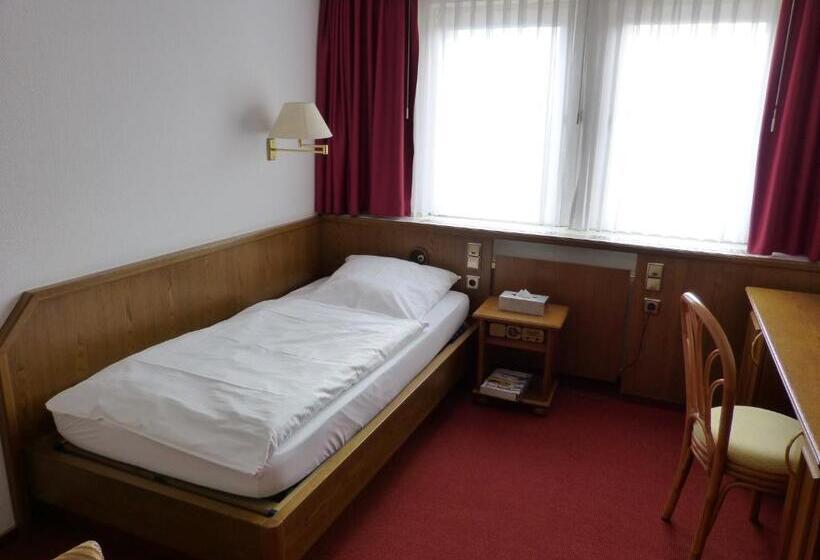 Standard Single Room, Schaperkrug