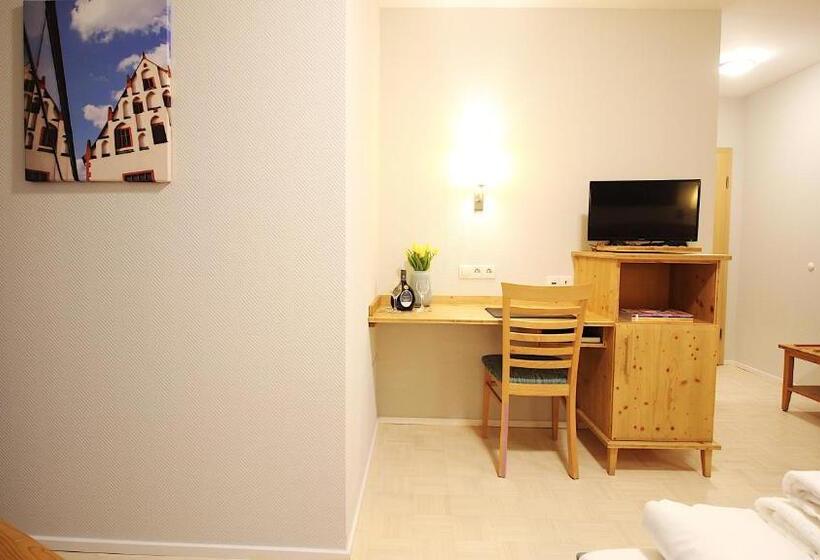 اتاق خانوادگی, Aparthotel Alte Schmiede Dettelbach