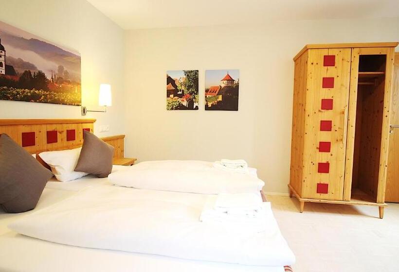 اتاق لوکس خانوادگی, Aparthotel Alte Schmiede Dettelbach