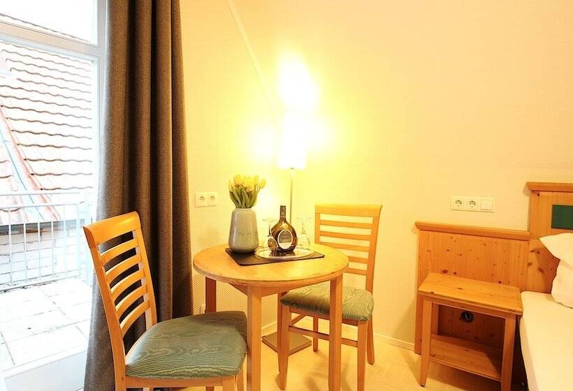 اتاق استاندارد با بالکن, Aparthotel Alte Schmiede Dettelbach