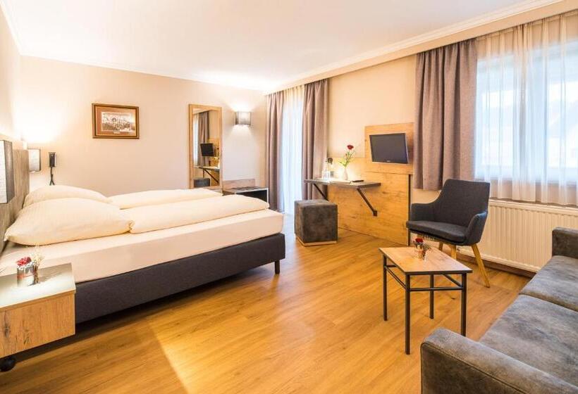 Standard Quadruple Room, Gasthof Huber