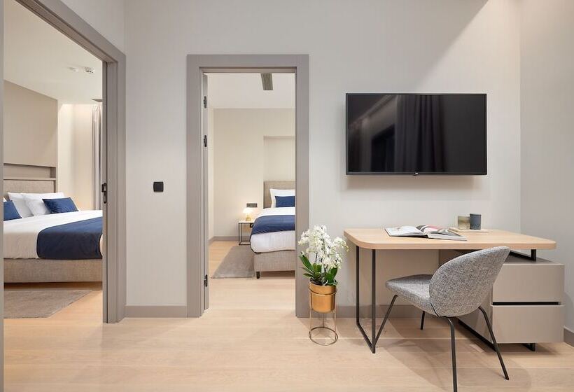 سوییت خانوادگی, Boutique Hotel Porto