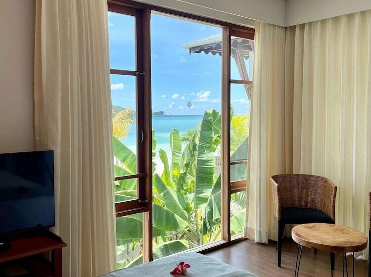 اتاق استاندارد با چشم‌انداز دریا, Ja Enchanted Waterfront Seychelles