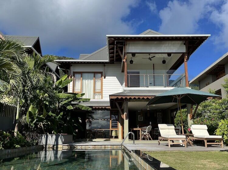 اتاق استاندارد با چشم‌انداز دریا, Ja Enchanted Waterfront Seychelles
