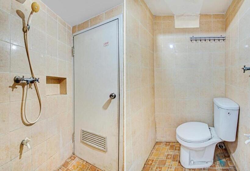 اتاق خانوادگی, Live Homestay By Oyo Rooms
