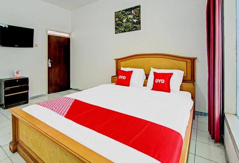 اتاق استاندارد, Live Homestay By Oyo Rooms