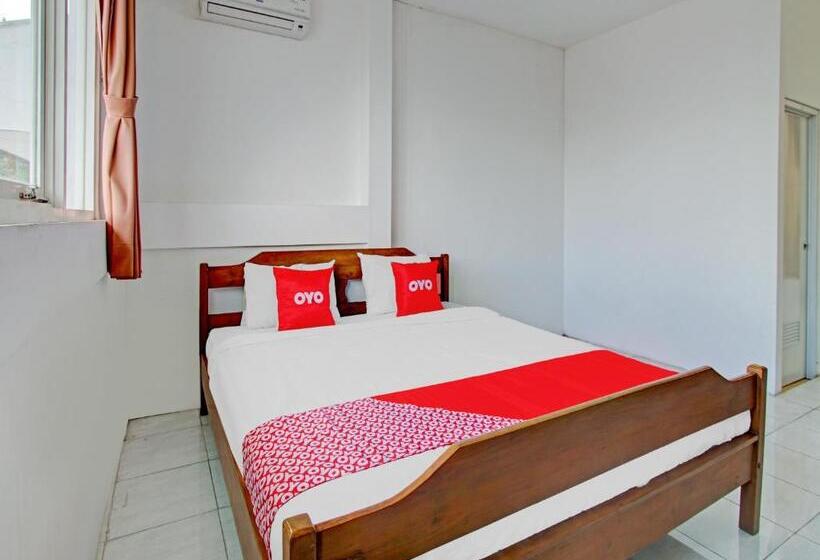 اتاق لوکس, Live Homestay By Oyo Rooms
