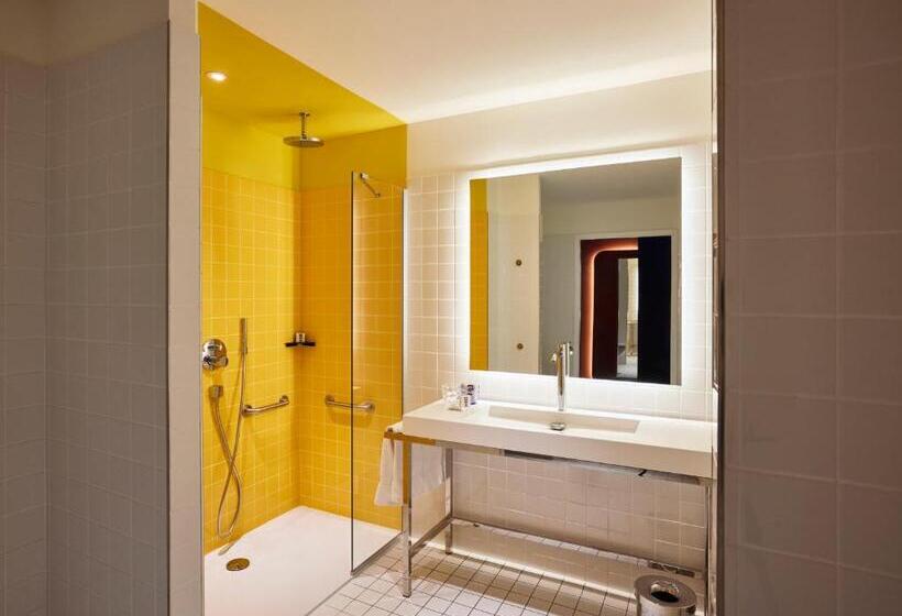 سوییت, Mama Shelter Paris La Défense
