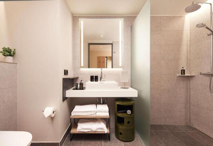 استودیوی استاندارد, Adina Apartment Hotel Dusseldorf