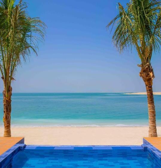 带2个卧室的别墅, Anantara World Islands Dubai Resort
