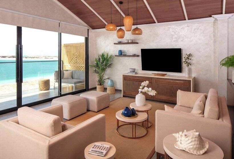 带2个卧室的别墅, Anantara World Islands Dubai Resort
