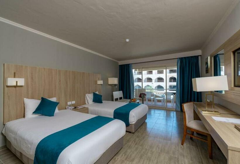 اتاق استاندارد با چشم‌انداز باغ, Aqua Mondo Abu Soma Resort