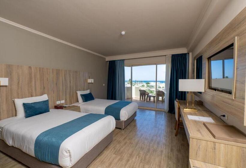 اتاق استاندارد با چشم‌انداز دریا, Aqua Mondo Abu Soma Resort
