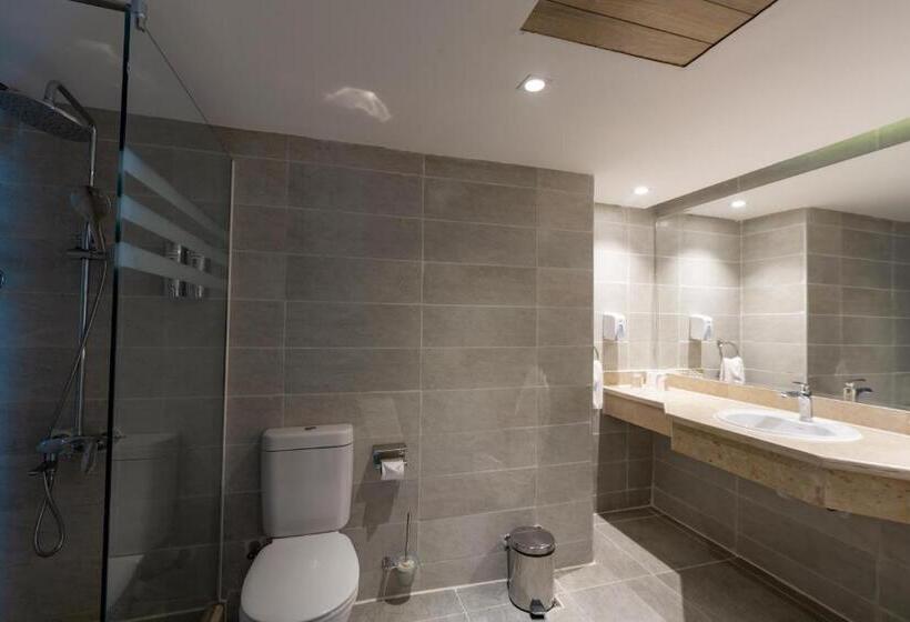 سوییت جونیور با چشم‌انداز دریا, Aqua Mondo Abu Soma Resort