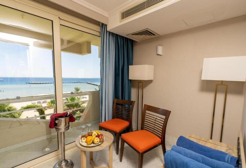 سوییت جونیور با چشم‌انداز دریا, Aqua Mondo Abu Soma Resort