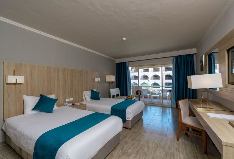 اتاق خانوادگی, Aqua Mondo Abu Soma Resort