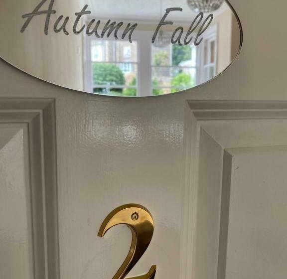 اتاق استاندارد با تخت بزرگ, All Seasons Bed & Breakfast   Adults Only
