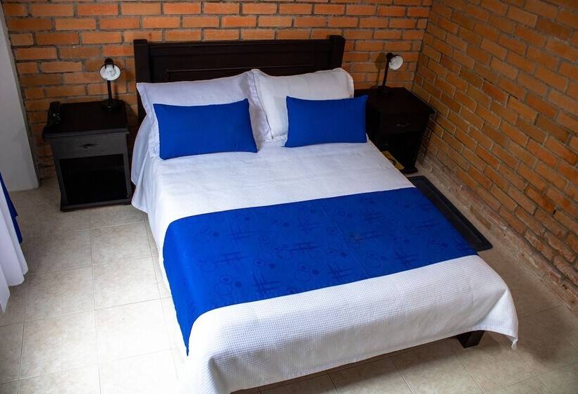 سوییت جونیور, Resort Villa Del Sol