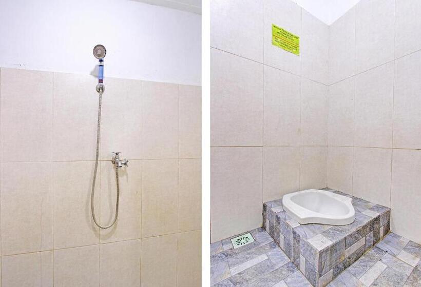 اتاق استاندارد, Spot On 91521 Mayong Guesthouse