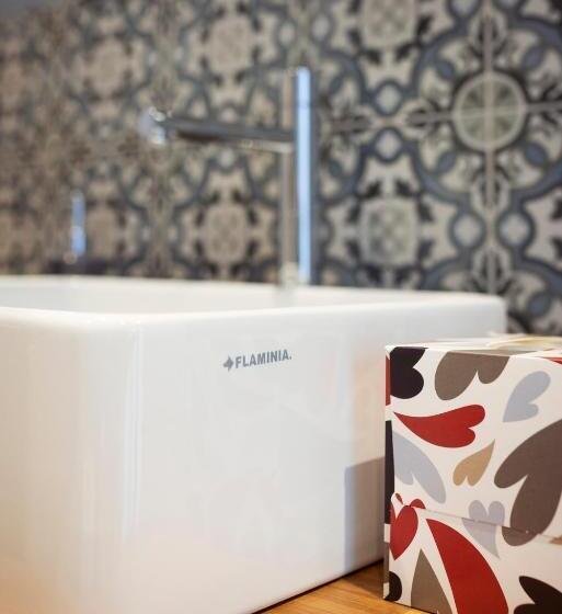 اتاق استاندارد با بالکن, Interno 6 Guest House