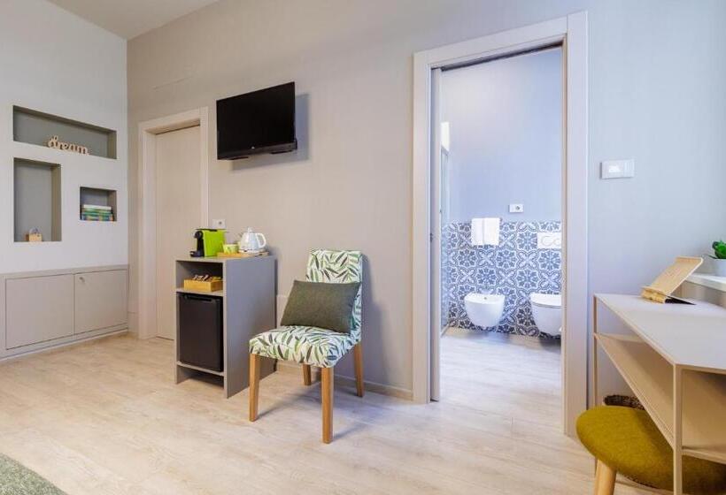 اتاق استاندارد, Interno 6 Guest House