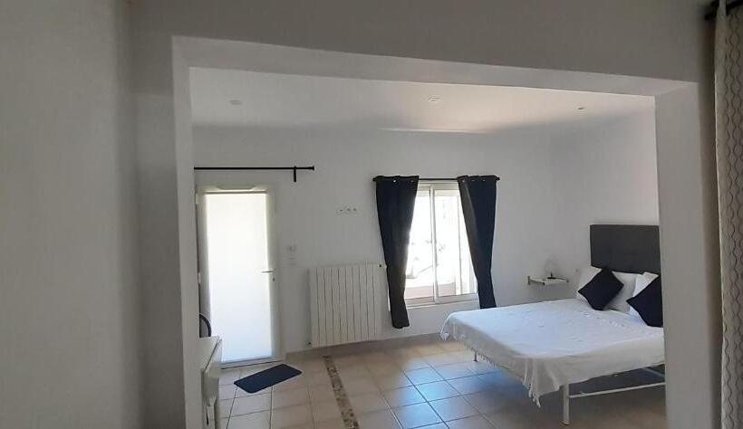 اتاق استاندارد, La Cigale Argeles Studio La Massane