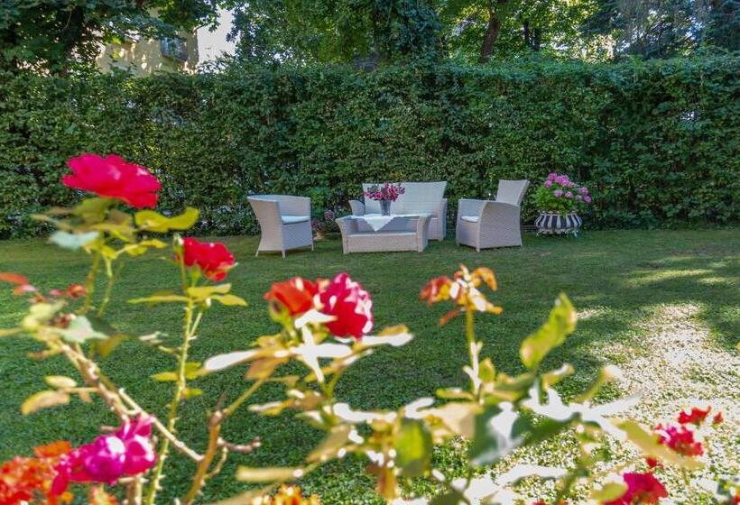 آپارتمان 1 خوابه با تراس, Villa Gabriela