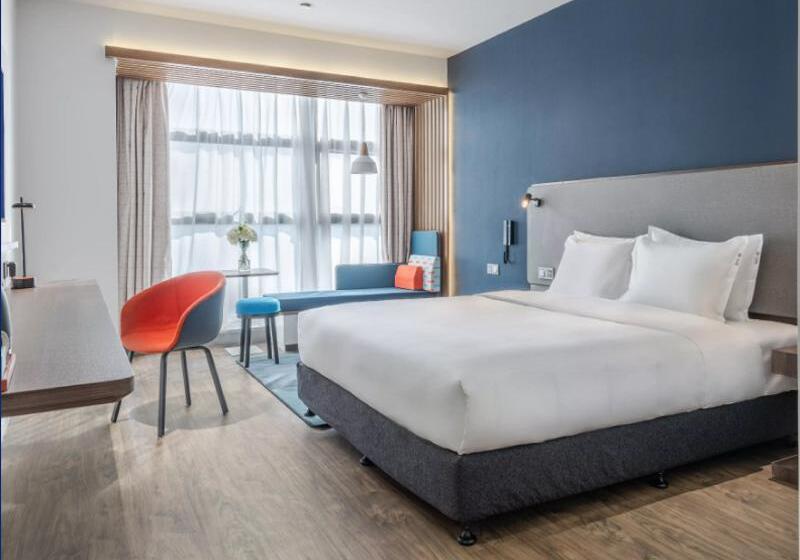 اتاق استاندارد با تخت بزرگ برای معلولان, Holiday Inn Express Changsha Kaifu