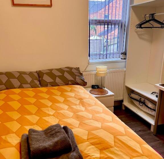 اتاق استاندارد, Deluxe En Suite Room In Cv1