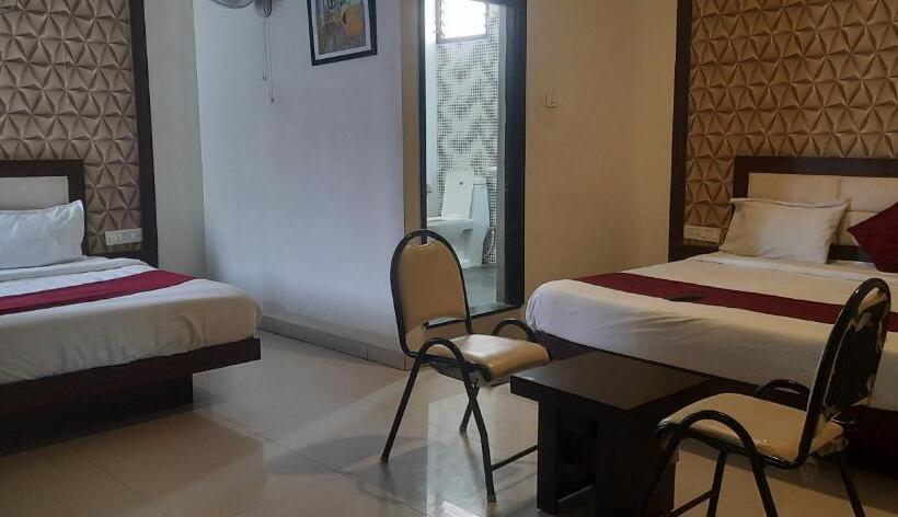 اتاق لوکس, Kings Mysuru Hotels   Sgh