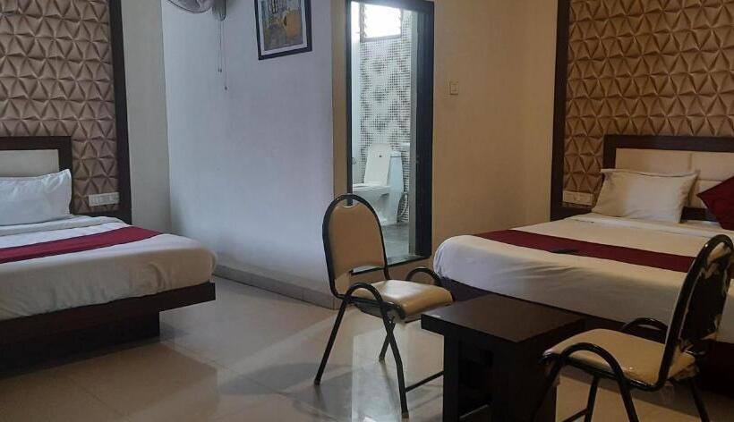 اتاق لوکس, Kings Mysuru Hotels   Sgh
