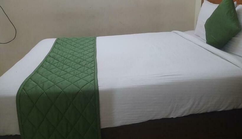 اتاق لوکس, Kings Mysuru Hotels   Sgh