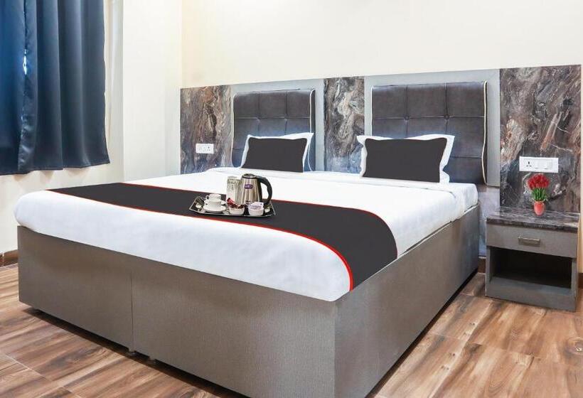 三人经典房间, Fabhotel The Villa Ii