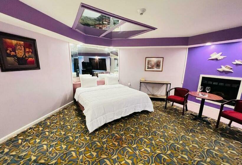 Deluxe Suite King Bed, Inn Of The Dove Romantic Luxury Suites With Jacuzzi & Fireplace At Harrisburg Hershey, Pa