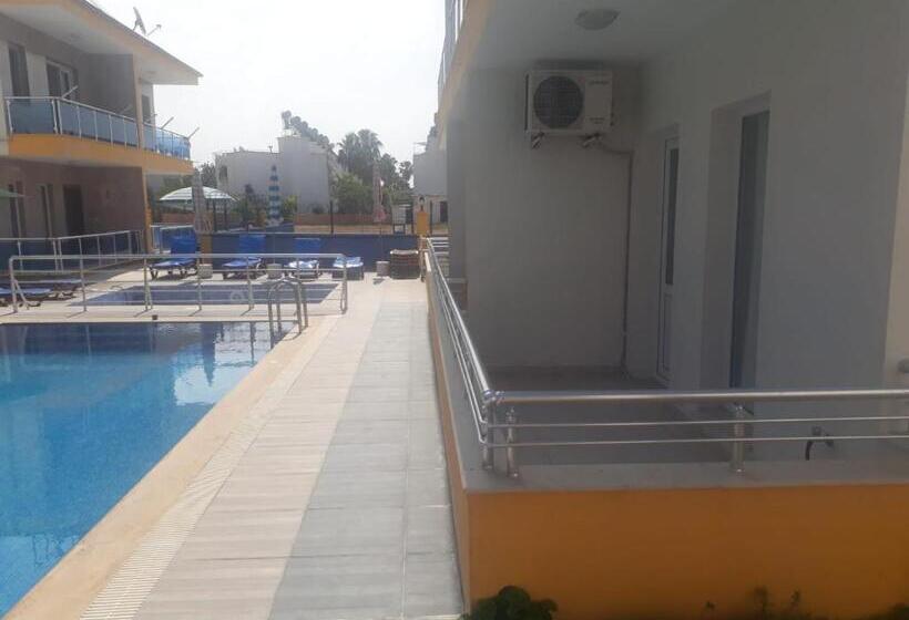 ویلای 1 خوابه, Krali̇yet Konaklari