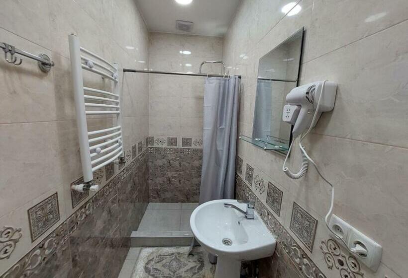 اتاق استاندارد با تراس, Guesthouse   Door   In Sighnaghi