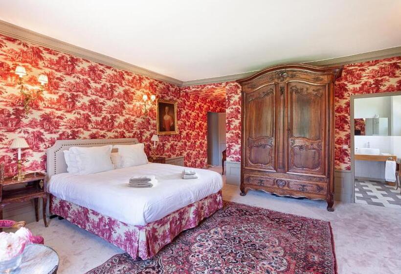 سوئیت با تخت بزرگ, Château De Paradis