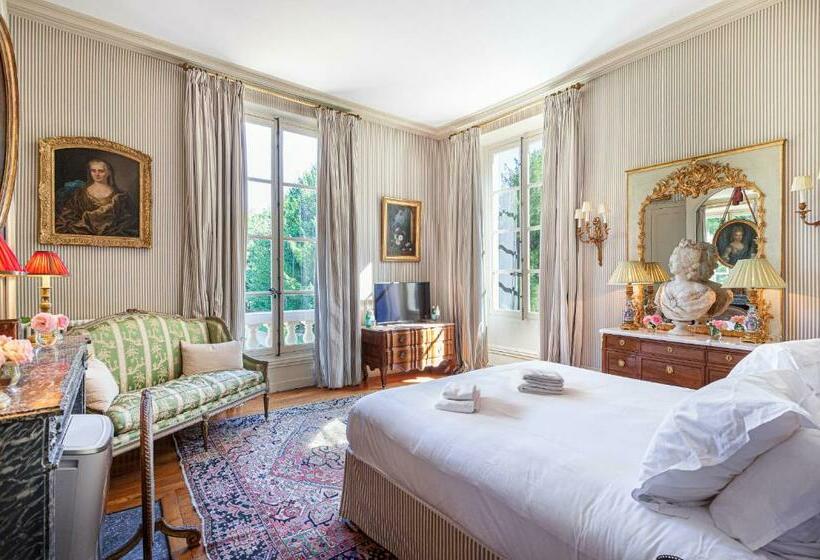 سوییت لوکس, Château De Paradis