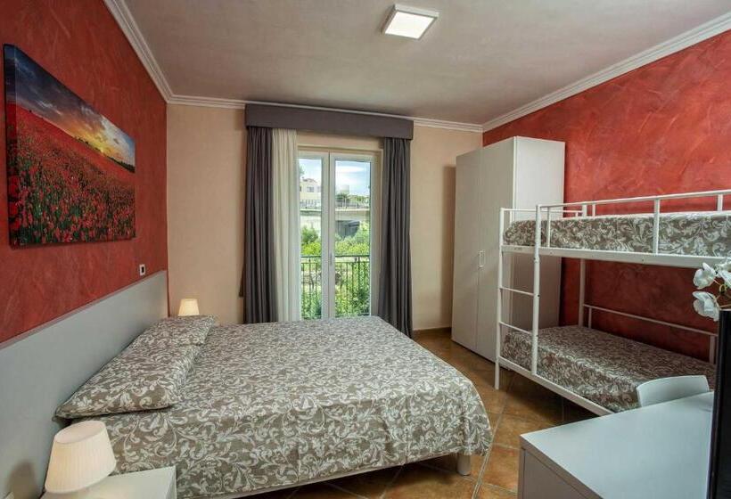اتاق خانوادگی, B&b Carmelina