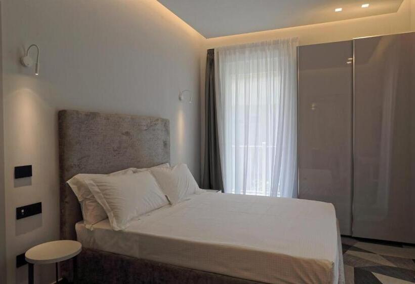 آپارتمان 1 خوابه با بالکن, Elegance Riccione