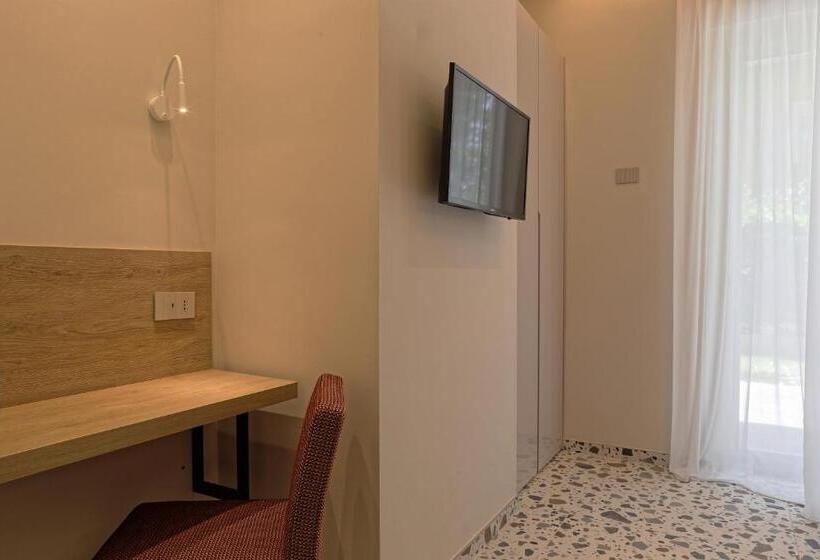 آپارتمان 1 خوابه همکف, Elegance Riccione