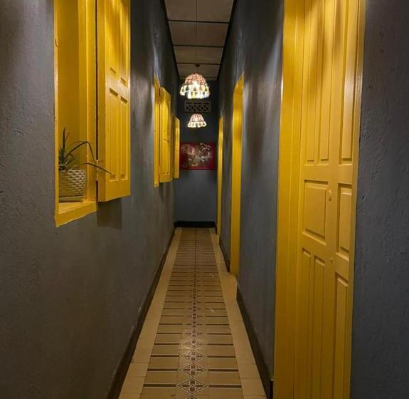 اتاق استاندارد چهار تخته, Hostal 1545