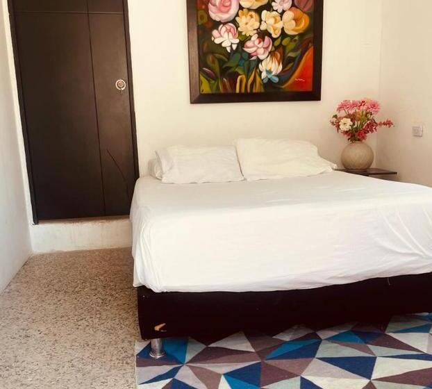 اتاق استاندارد, Hostal 1545