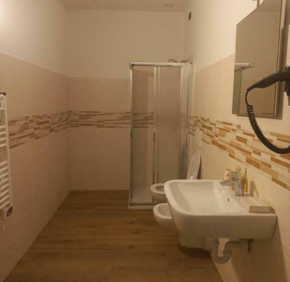 اتاق لوکس, Gardafarm Agriturismo