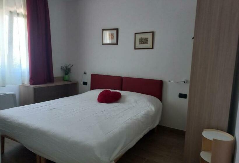 اتاق استاندارد, Gardafarm Agriturismo